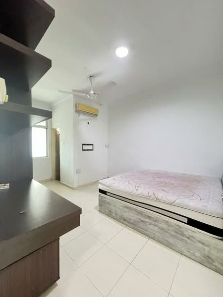 Kondominium untuk Dijual di Nusavilla - Kim . - Bedroom - PropertyGuru.com.my