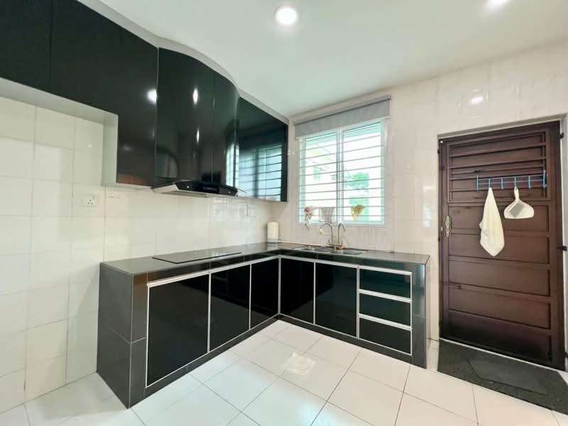 2-storey Terraced House for Sale in Taman JP Perdana (Johor Bahru) - Grace Low - Kitchen - PropertyGuru.com.my