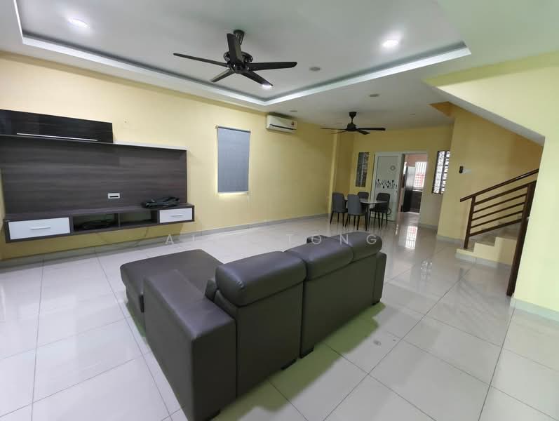 2.5-storey Terraced House for Sale in Bandar Puteri Klang (Klang) - Alex Tong - Living Room - PropertyGuru.com.my