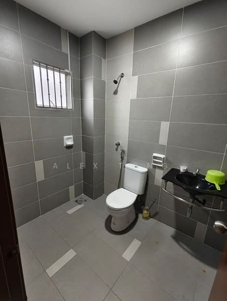 2.5-storey Terraced House for Sale in Bandar Puteri Klang (Klang) - Alex Tong - Bathroom - PropertyGuru.com.my