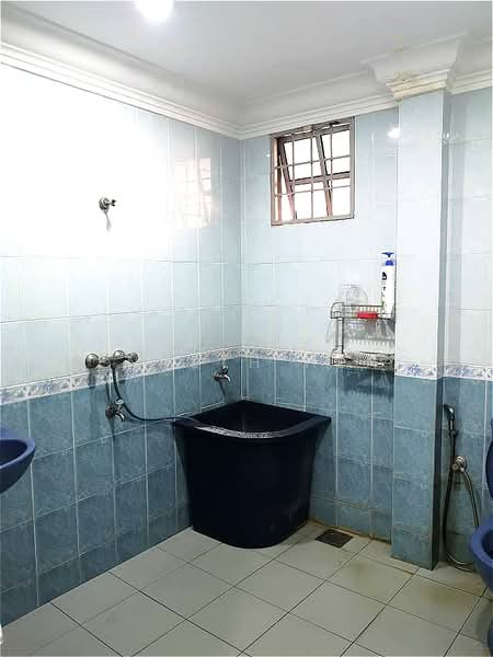 1.5-storey Terraced House for Sale in Taman Selayang Jaya (Selayang) - Kenneth Heng - Bathroom - PropertyGuru.com.my