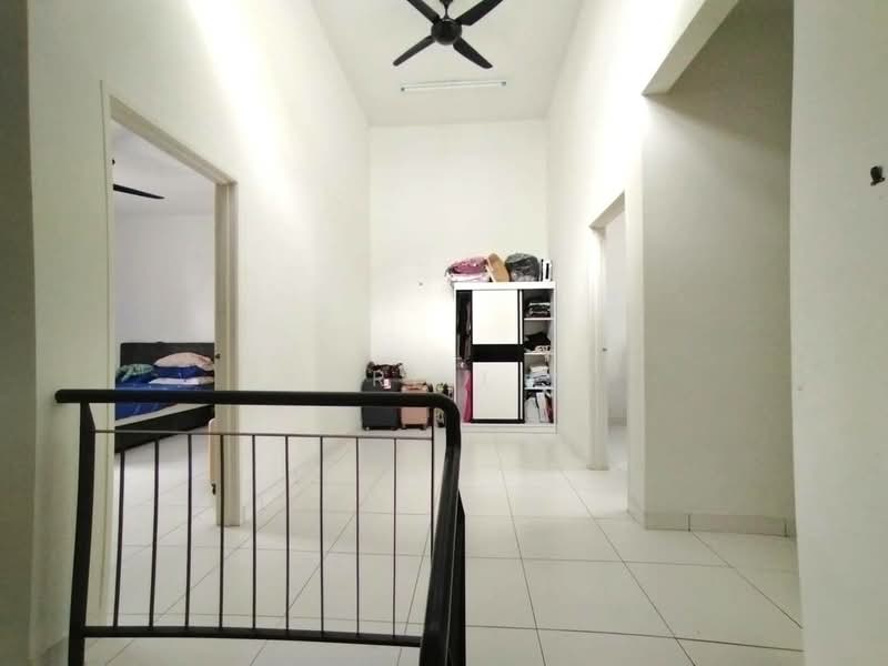 2-storey Terraced House for Sale in Taman Mutiara Rini (Skudai) - Karl Lim - Corridor - PropertyGuru.com.my
