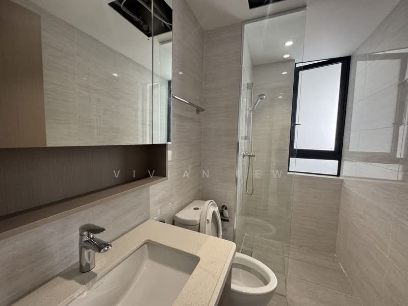 Servis Apartment untuk Disewa di Baron Residence @ Lake City - Vivian Tew - Bathroom - PropertyGuru.com.my