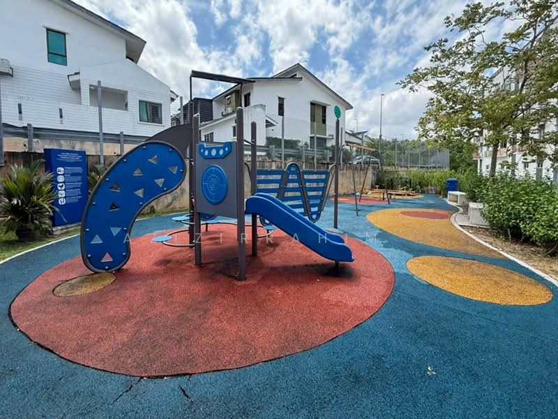 Townhouse for Sale in Kajang (Selangor) - Azizirrahim . - Exterior - PropertyGuru.com.my