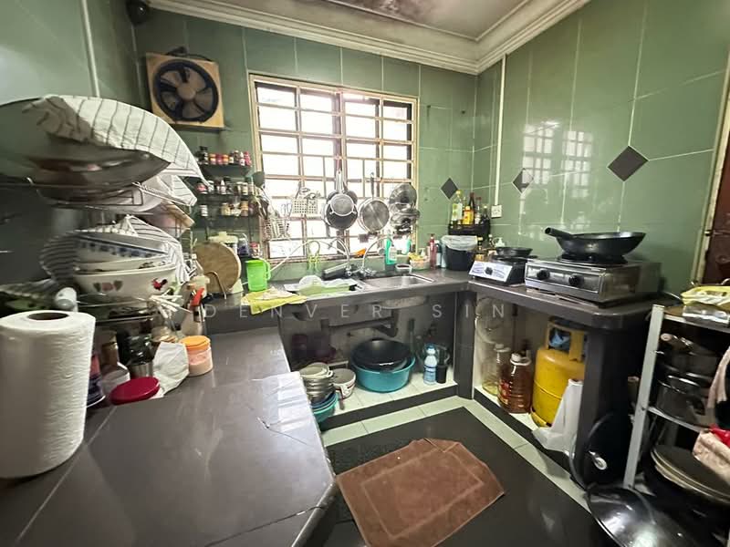 Rumah Teres 2 Tingkat untuk Dijual di Taman Seri Bahagia (Cheras) - Denver Sin - Kitchen - PropertyGuru.com.my