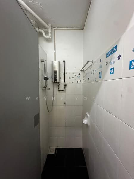 Apartment for Sale at Palm & Nipah Court (Pangsapuri Nipah) - Wayne Yong - Bathroom - PropertyGuru.com.my