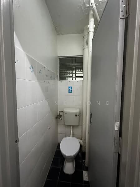 Apartment for Sale at Palm & Nipah Court (Pangsapuri Nipah) - Wayne Yong - Bathroom - PropertyGuru.com.my