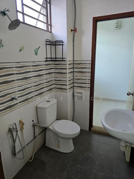 2-storey Terraced House for Rent in Sungai Ara (Penang) - Chris Teoh - Bathroom - PropertyGuru.com.my
