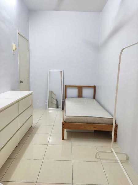 2-storey Terraced House for Sale in Bandar Saujana Putra (Tanjong Duabelas) - Izzati Mat - Bedroom - PropertyGuru.com.my