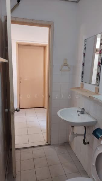 Pangsapuri untuk Disewa di Beverly Hills 3 - Zoey Liau - Bathroom - PropertyGuru.com.my