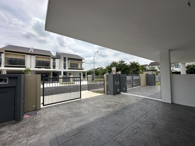 2-storey Terraced House for Sale in Taman Cahaya Alam (Shah Alam) - Aida Ramli - Exterior - PropertyGuru.com.my