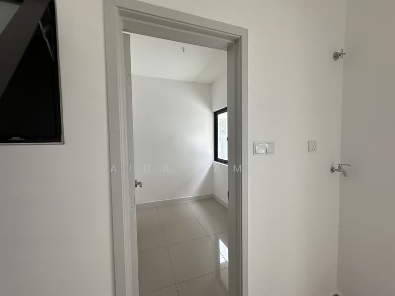2-storey Terraced House for Sale in Taman Cahaya Alam (Shah Alam) - Aida Ramli - Interior - PropertyGuru.com.my