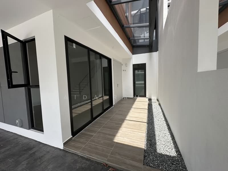 2-storey Terraced House for Sale in Taman Cahaya Alam (Shah Alam) - Aida Ramli - Exterior - PropertyGuru.com.my