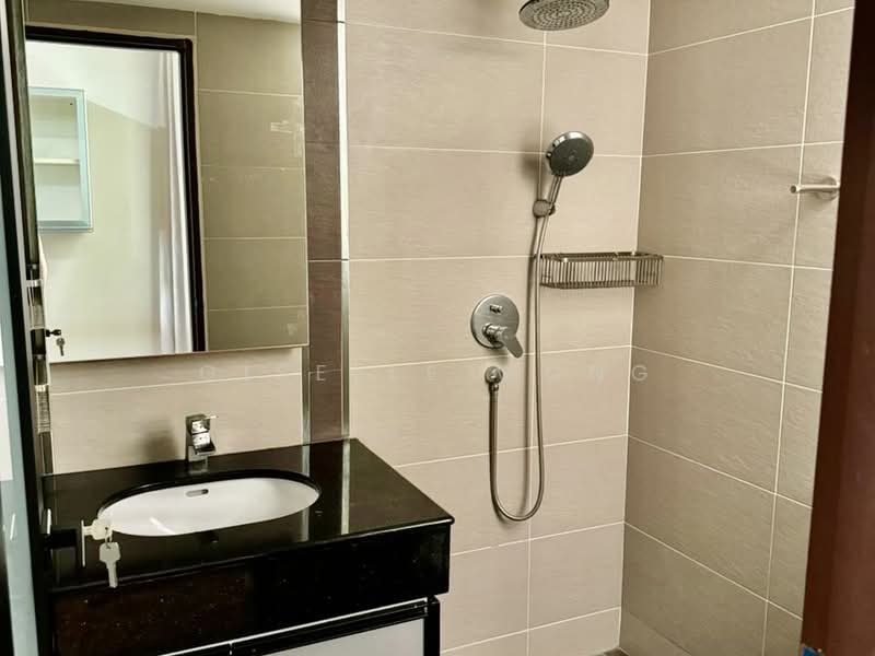 Kondominium untuk Disewa di Gurney Beach Resort - Giselle Wong - Bathroom - PropertyGuru.com.my