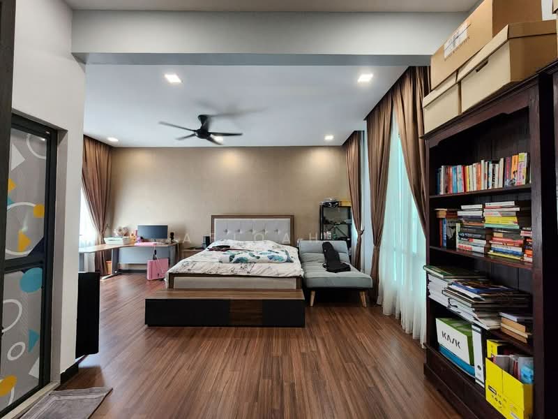 Rumah Berkembar untuk Dijual di Bukit Jelutong (Shah Alam) - Afiqah . - Bedroom - PropertyGuru.com.my