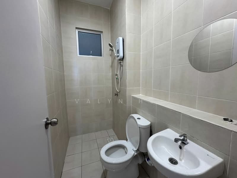 Kondominium untuk Disewa di Residensi Adelia 4 - Valyn Ho - Bathroom - PropertyGuru.com.my