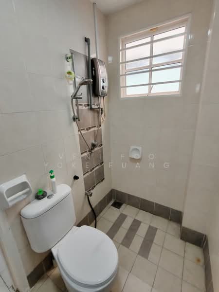 Rumah Teres 2 Tingkat untuk Disewa di Setia Alam (Selangor) - Veni Foo Yoke Fuang - Bathroom - PropertyGuru.com.my
