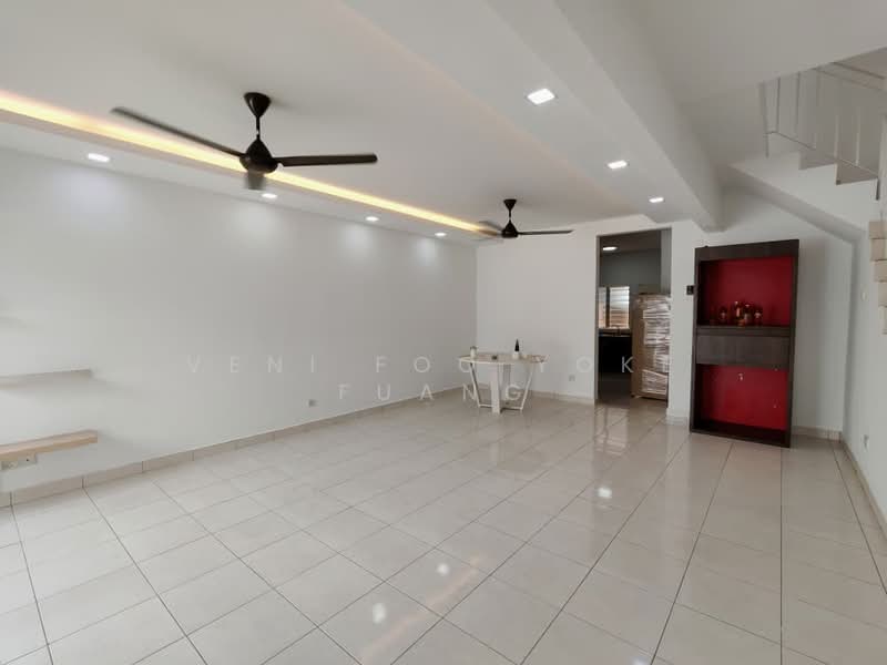 Rumah Teres 2 Tingkat untuk Disewa di Setia Alam (Selangor) - Veni Foo Yoke Fuang - Living Room - PropertyGuru.com.my