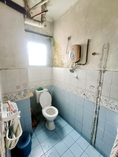 Apartment for Sale at Kristal Heights - Shaziery Iskandar - Bathroom - PropertyGuru.com.my