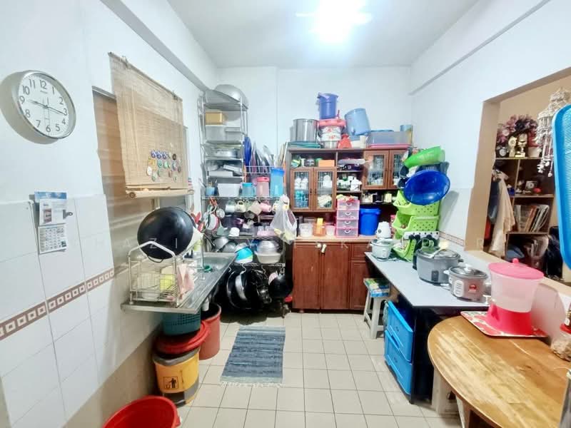 Apartment for Sale at Kristal Heights - Shaziery Iskandar - Kitchen - PropertyGuru.com.my