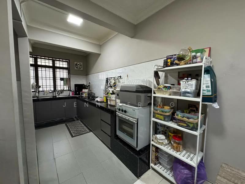 2-storey Terraced House for Sale at Taman Sri Pulai Perdana - Jennifer Ng - Kitchen - PropertyGuru.com.my