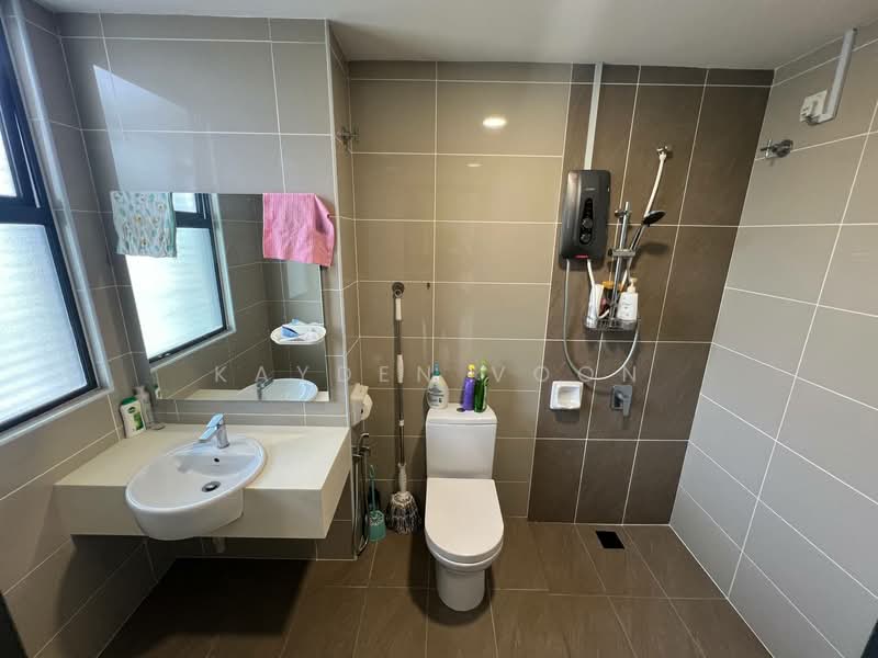 2-storey Terraced House for Sale in Johor Bahru (Johor) - Kayden Voon - Bathroom - PropertyGuru.com.my