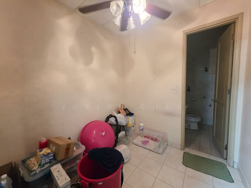 Semi-Detached House for Sale in Subang Alam (Shah Alam) - Joseph Chan - Downstairs room - PropertyGuru.com.my