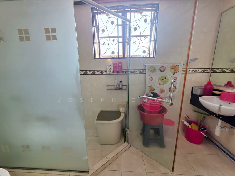 Semi-Detached House for Sale in Subang Alam (Shah Alam) - Joseph Chan - Bathroom - PropertyGuru.com.my