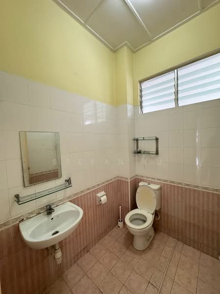 Rumah Teres 1 Tingkat untuk Dijual di Skudai (Johor) - Stefan Yu - Bathroom - PropertyGuru.com.my