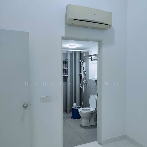 Pangsapuri untuk Disewa di Residensi Enesta - Denise Wong - Bathroom - PropertyGuru.com.my
