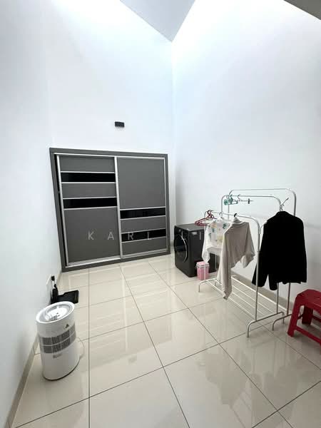 2-storey Terraced House for Sale in Taman Glenmarie (Johor Bahru) - Karl Lim - Interior - PropertyGuru.com.my