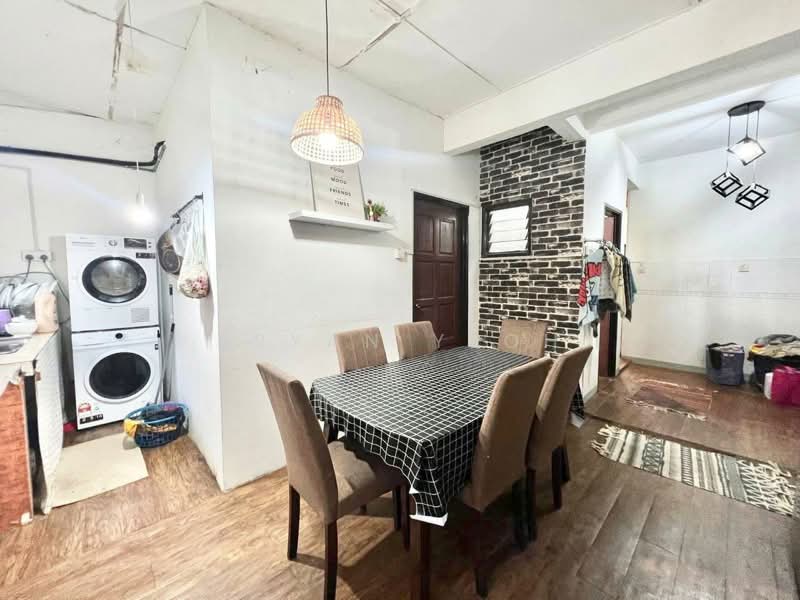 Rumah Teres 2 Tingkat untuk Dijual di Bandar Puncak Alam (Puncak Alam) - Bryan Yeoh - Dining Room - PropertyGuru.com.my