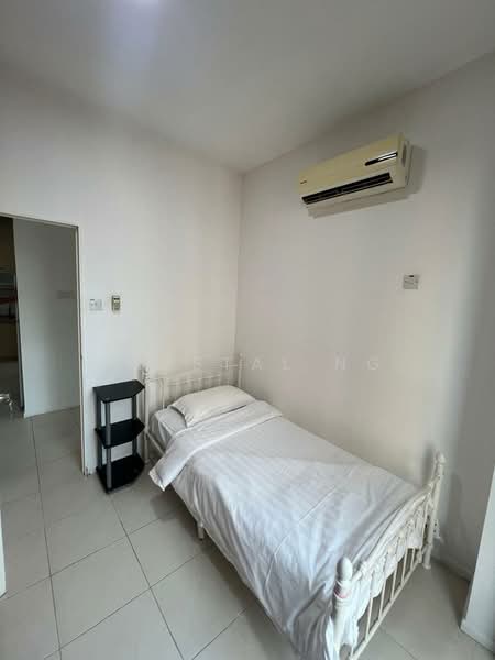 Kondominium untuk Disewa di Casa Indah 2 - Krystal Ng - Bedroom - PropertyGuru.com.my