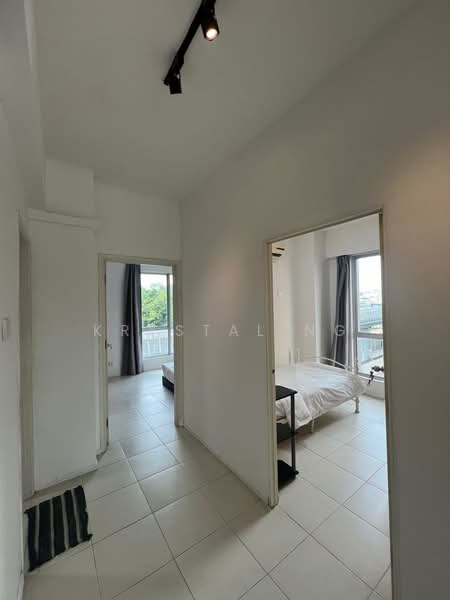 Kondominium untuk Disewa di Casa Indah 2 - Krystal Ng - Corridor - PropertyGuru.com.my