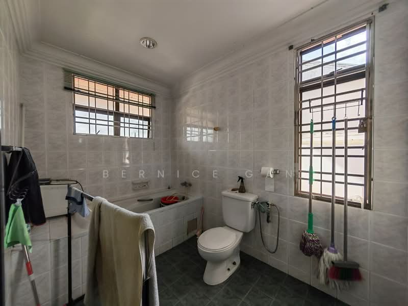 Bungalow for Sale in Taman Bukit Rinting (Masai) - Bernice Gan - Bathroom - PropertyGuru.com.my