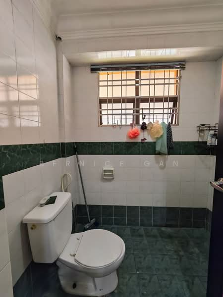 Bungalow for Sale in Taman Bukit Rinting (Masai) - Bernice Gan - Bathroom - PropertyGuru.com.my