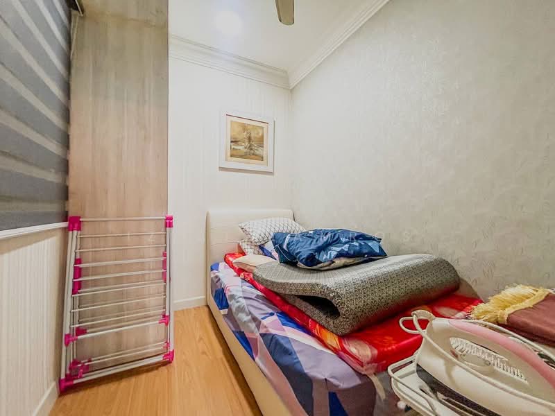Service Residence for Sale at Vista Alam - Izzat Zamros - Bedroom - PropertyGuru.com.my