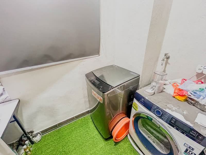 Servis Apartment untuk Dijual di SkyLake Residence - Izzat Zamros - Interior - PropertyGuru.com.my