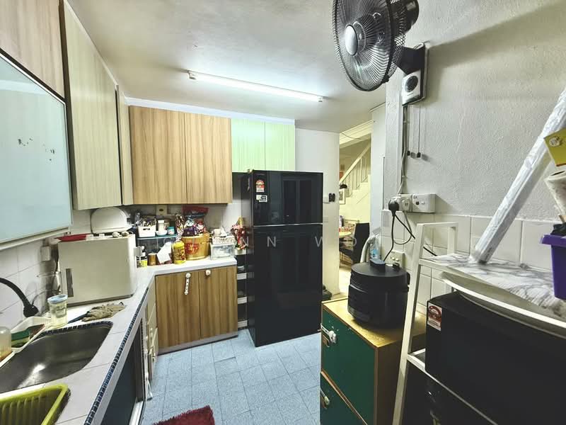 2-storey Terraced House for Sale in Permas Jaya (Johor Bahru) - Glenn Woo - Kitchen - PropertyGuru.com.my