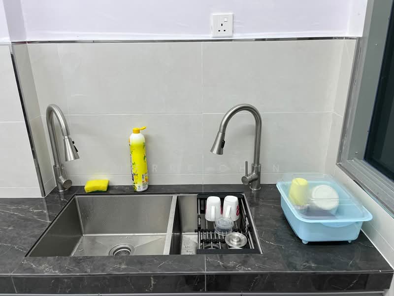 Rumah Flat untuk Disewa di PANGSAPURI PULAI MUTIARA 3 - Pierre Chin - Kitchen - PropertyGuru.com.my