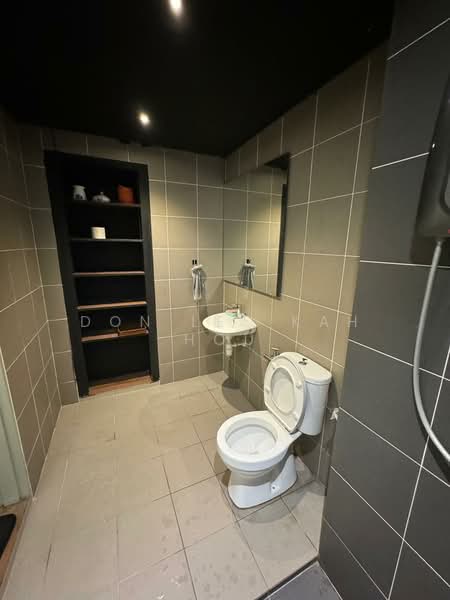 Kondominium untuk Disewa di Residensi Bukit Palma 1 (Palm Hill Residence 1) - Don Lee Kah Hou - Bathroom - PropertyGuru.com.my