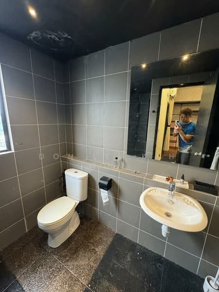 Kondominium untuk Disewa di Residensi Bukit Palma 1 (Palm Hill Residence 1) - Don Lee Kah Hou - Bathroom - PropertyGuru.com.my