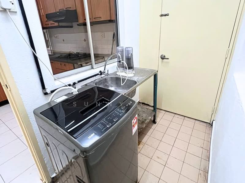 Kondominium untuk Disewa di Villa Emas - Sunny Tse - Kitchen - PropertyGuru.com.my