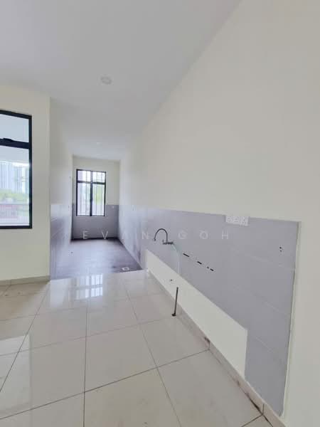 2.5-storey Terraced House for Sale in Taman Nusaputra Timur (Puchong) - Evan Goh - Kitchen - PropertyGuru.com.my