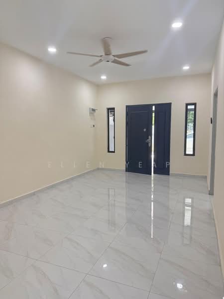 1-storey Terraced House for Sale in Johor Bahru (Johor) - Ellen Yeap - Entrance - PropertyGuru.com.my