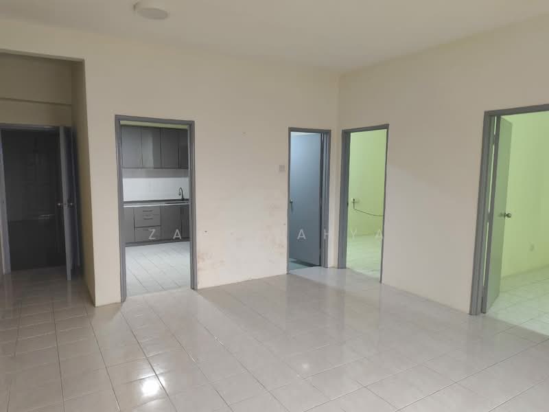 Condominium for Sale at Green Acre - Zack Yahya - Kitchen - PropertyGuru.com.my