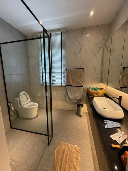 2.5-storey Terraced House for Sale in Eco Botanic (Iskandar Puteri (Nusajaya)) - Sky Tan - Bathroom - PropertyGuru.com.my