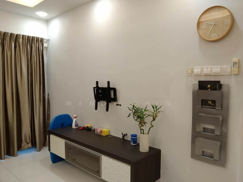 Kondominium untuk Dijual di Casa Tropika - Wendy Chin - Living Room - PropertyGuru.com.my