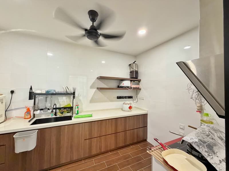 Rumah Teres 2.5 Tingkat untuk Dijual di Farlim (Ayer Itam) - Gary Goh - Kitchen - PropertyGuru.com.my
