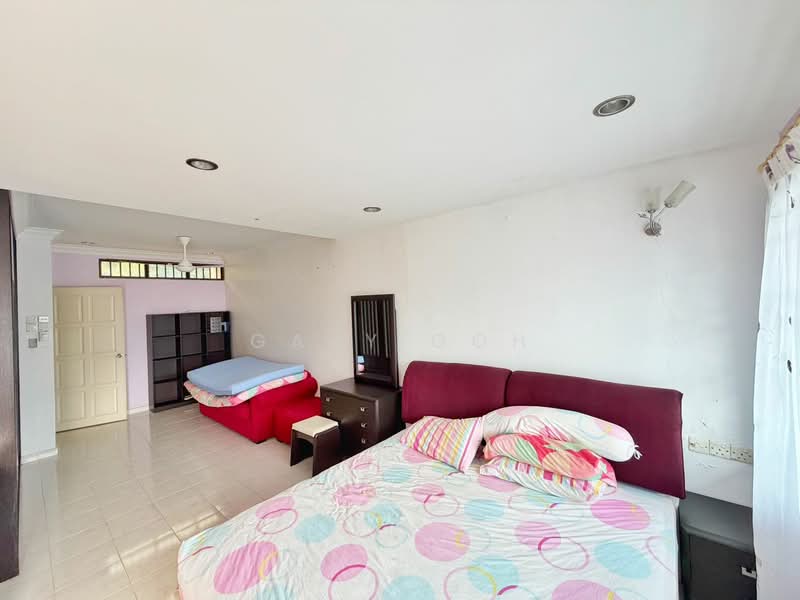 Rumah Teres 2.5 Tingkat untuk Dijual di Farlim (Ayer Itam) - Gary Goh - Bedroom - PropertyGuru.com.my